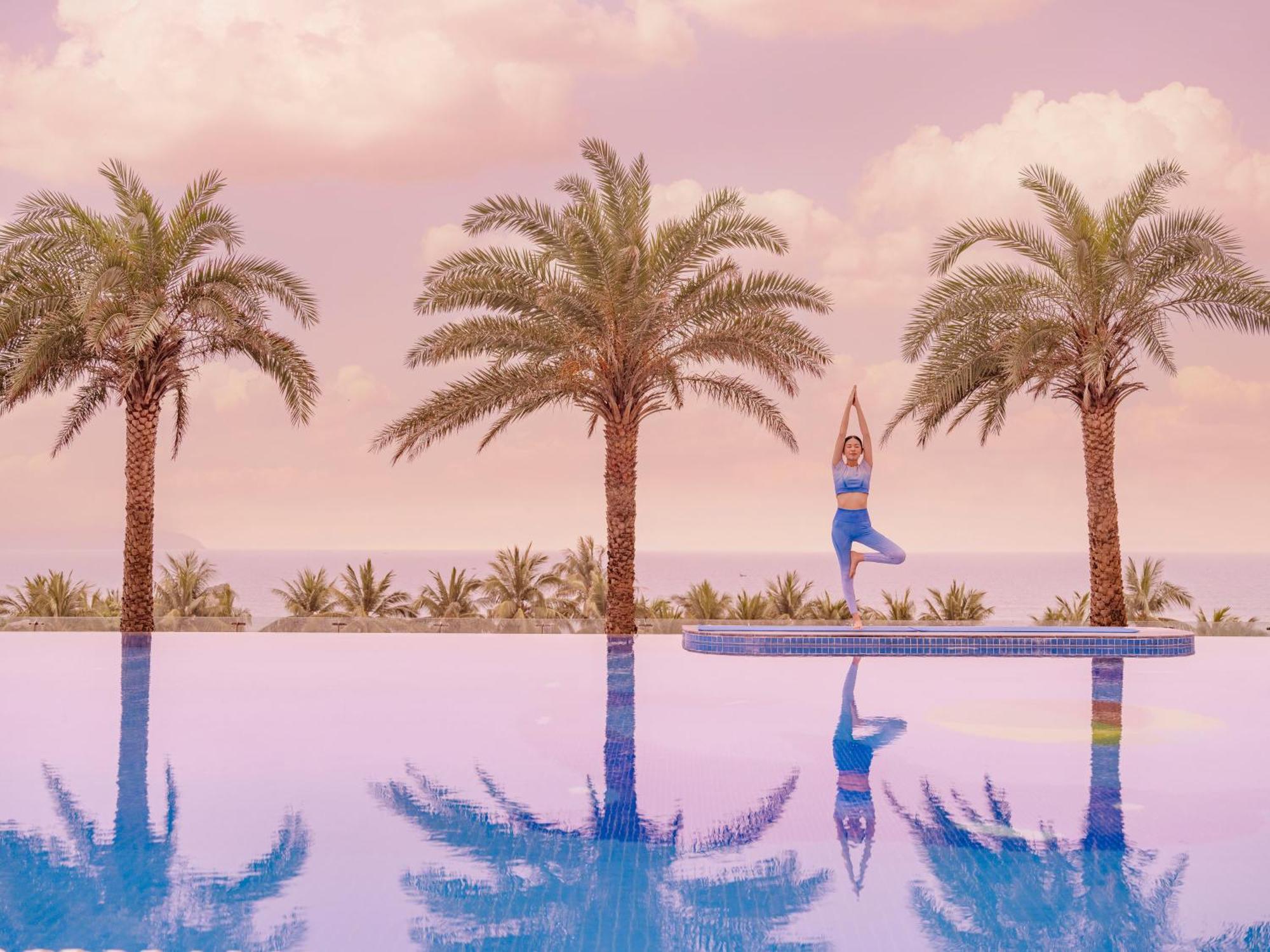DLG Hotel Danang Luaran gambar The Cove Rotana Resort