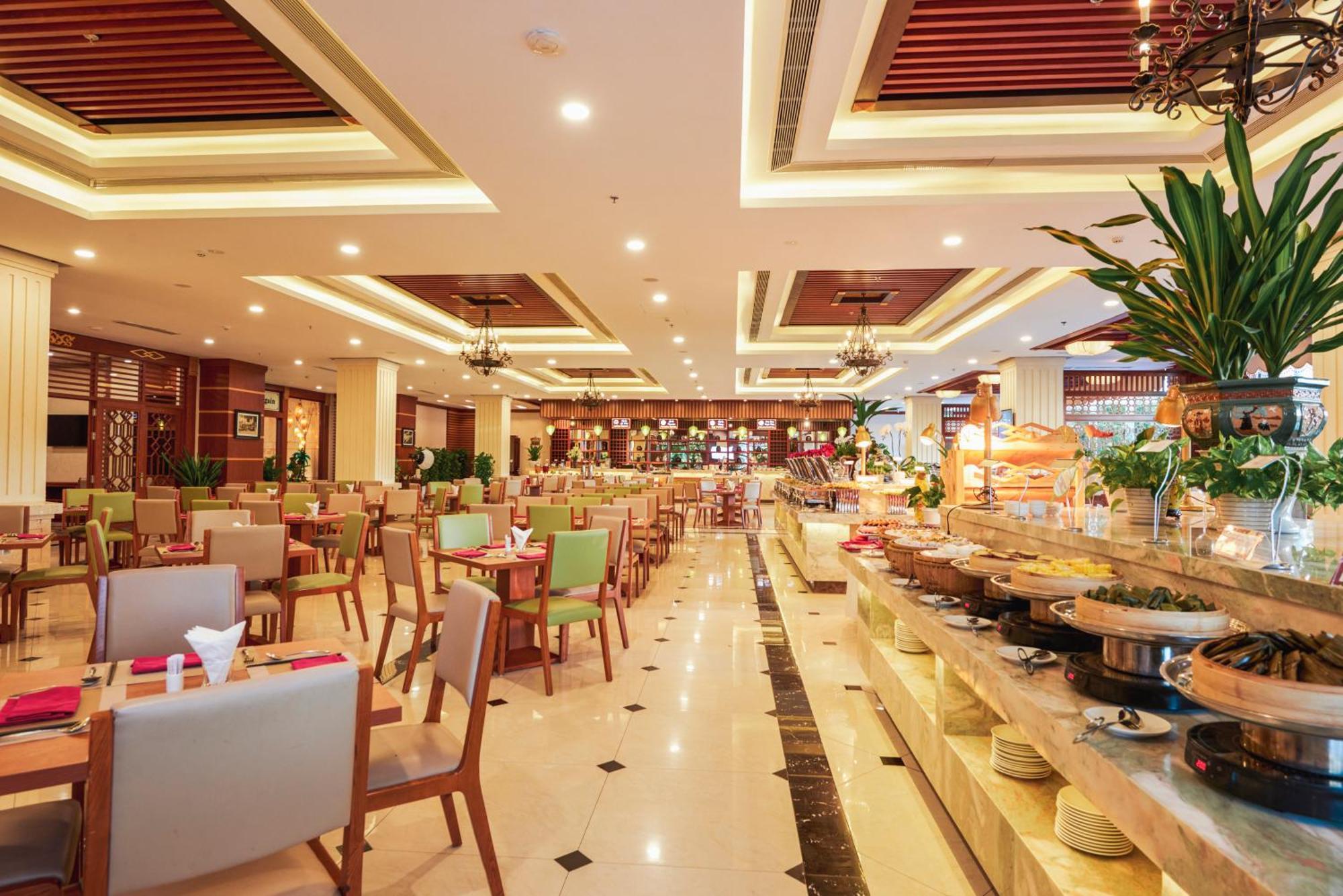DLG Hotel Danang Luaran gambar The restaurant