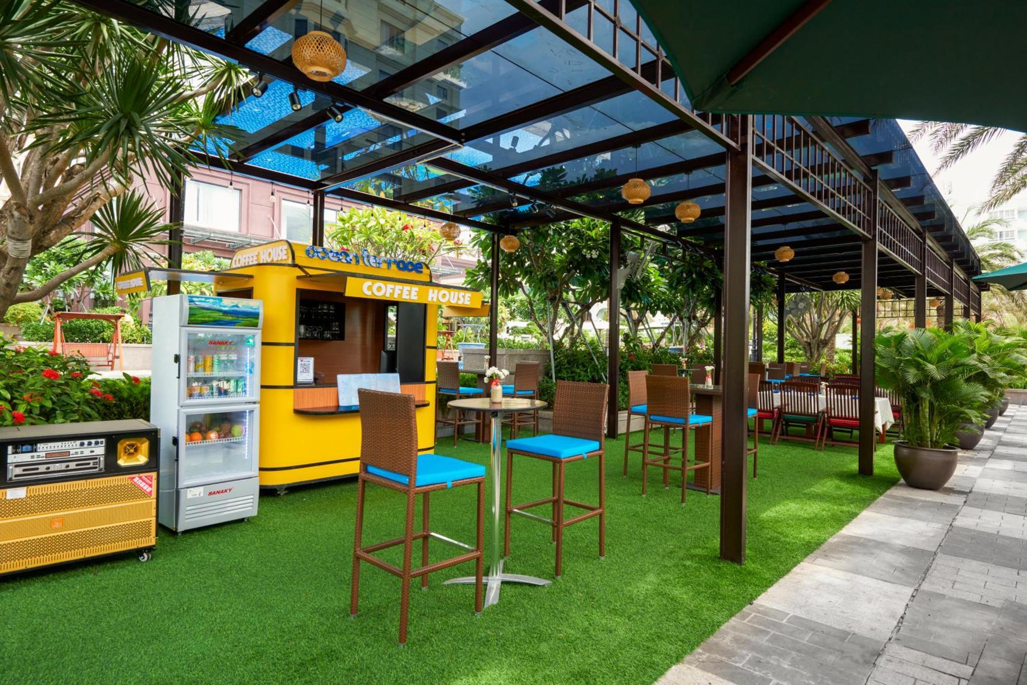 DLG Hotel Danang Luaran gambar The Coffee Club, Bangkok